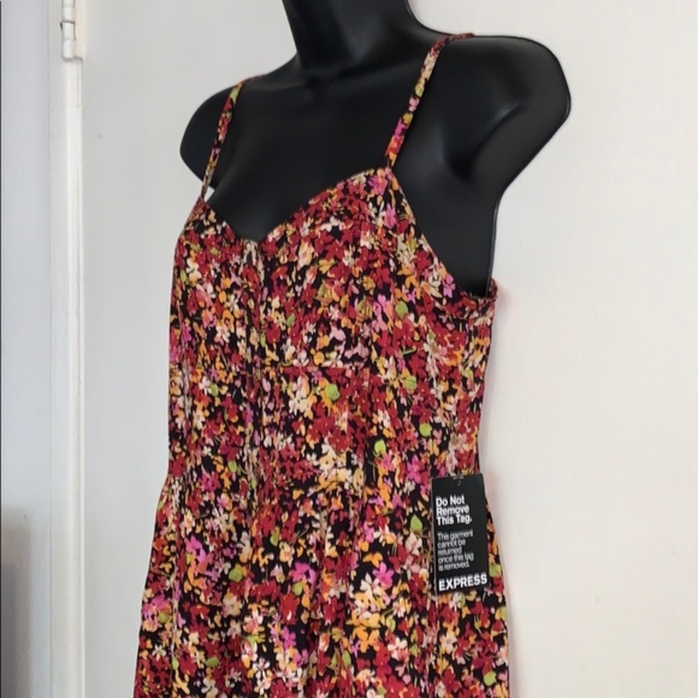 EXPRESS Medium Floral Mini Romper BNWT - Picture 3 of 11